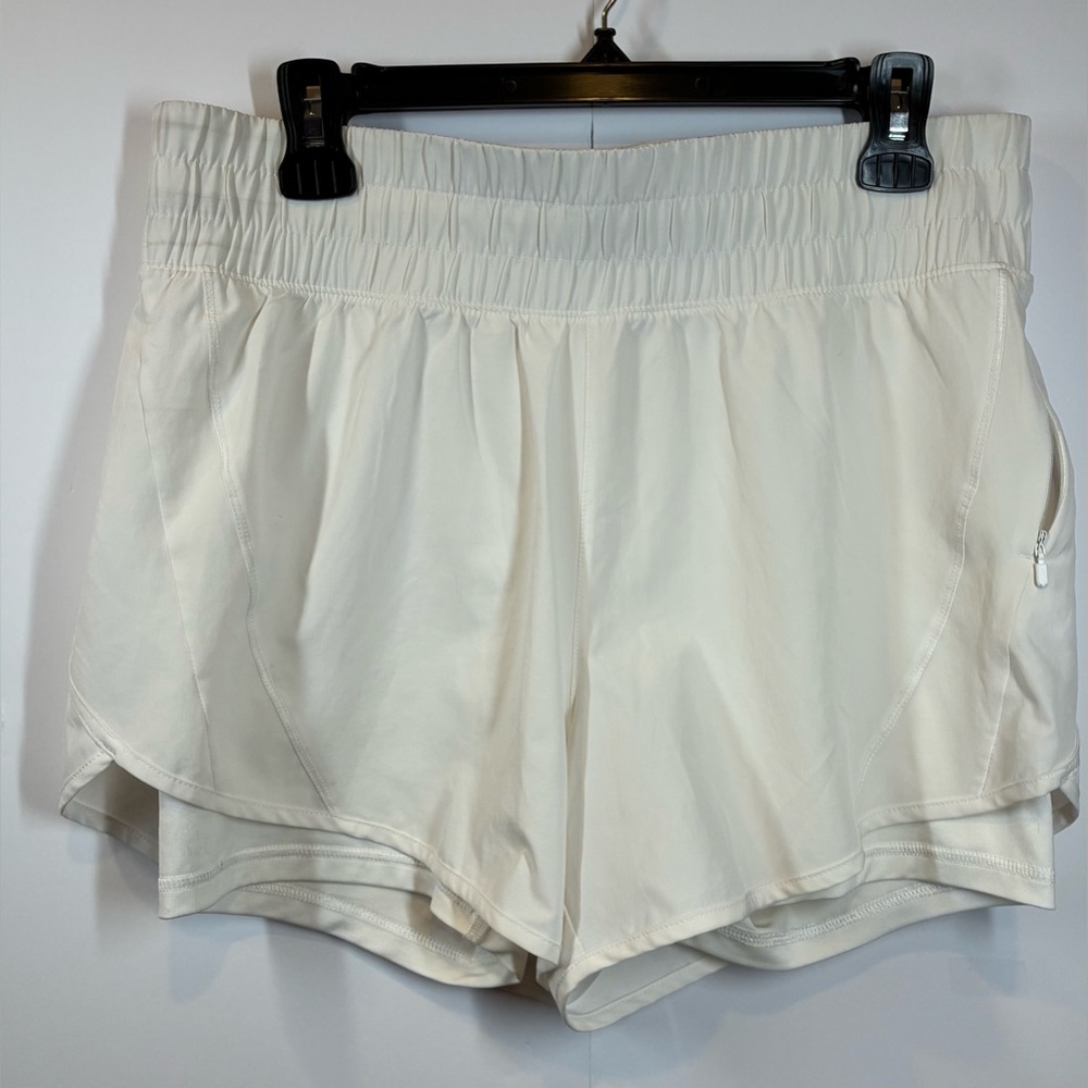 Avia Women’s High Rise Running Short with Bike Liner Size Medium (8-10)
